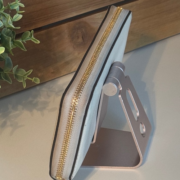 Coach C3441 Long Zip Around Crossgrain Accordion Leather Wallet Chalk - Picture 6 of 12